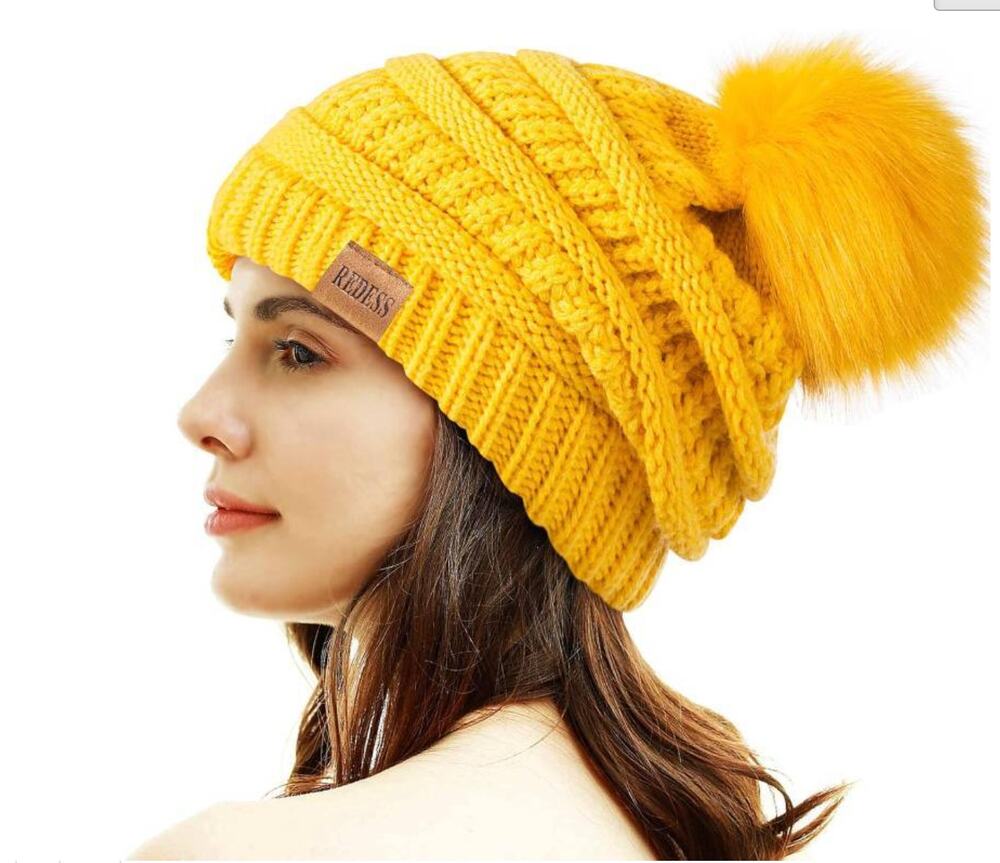 REDESS Womens Yellow Cable Knit Beanie Faux Fur Pom Pom Winter Hat New Sealed